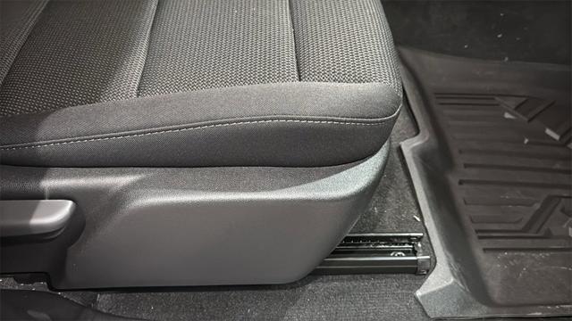 2026 GMC Canyon Elevation, 4WD