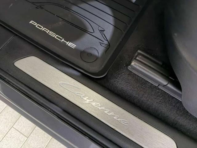 2024 Porsche Cayenne Base