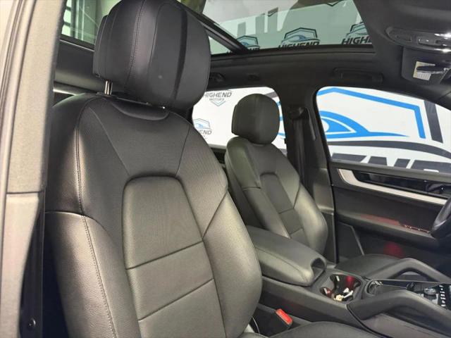2024 Porsche Cayenne Base