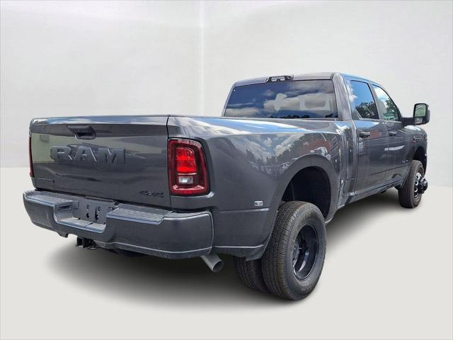 2026 RAM 3500 RAM 3500 BIG HORN CREW CAB 4X4 8 BOX