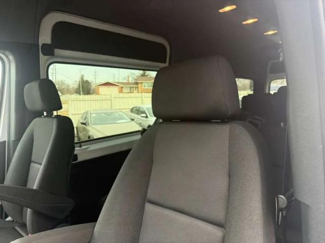 2025 Mercedes-Benz Sprinter 2500 High Roof 4-Cyl Diesel