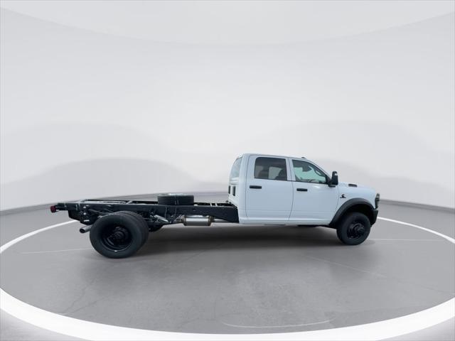 2026 RAM Ram 5500 Chassis Cab RAM 5500 TRADESMAN CHASSIS CREW CAB 4X4 84 CA
