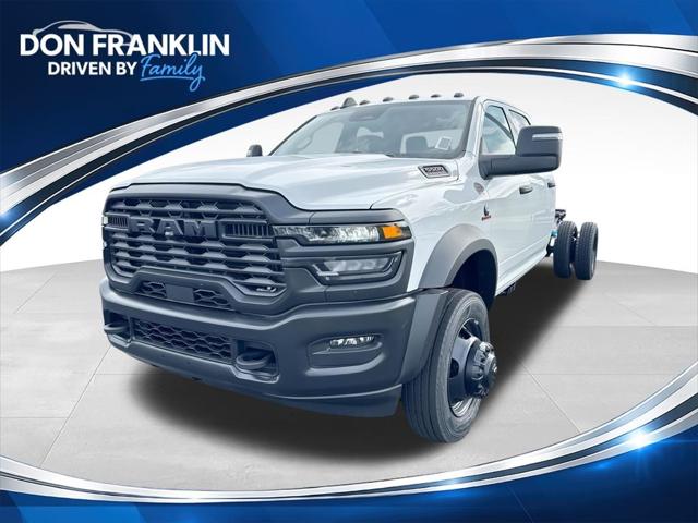 2026 RAM 5500 Chassis RAM 5500 TRADESMAN CHASSIS CREW CAB 4X4 84 CA