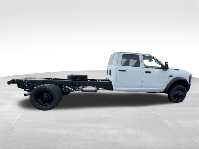 2026 RAM 5500 Chassis RAM 5500 TRADESMAN CHASSIS CREW CAB 4X4 84 CA