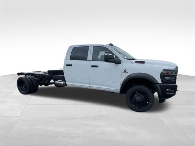 2026 RAM 5500 Chassis RAM 5500 TRADESMAN CHASSIS CREW CAB 4X4 84 CA