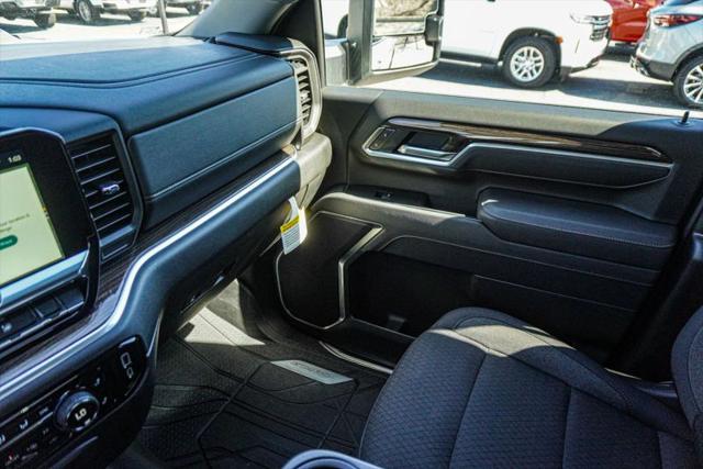 2025 Chevrolet Silverado 2500HD 4WD Crew Cab Long Bed LT