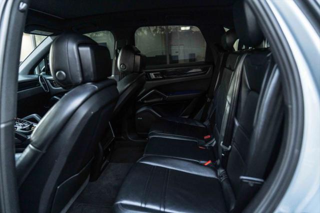 2020 Porsche Cayenne Base