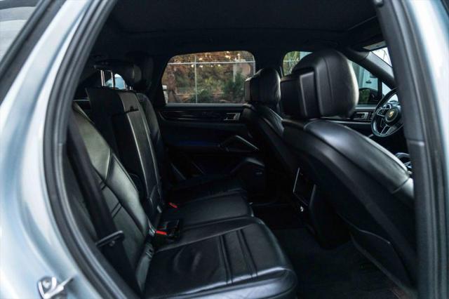 2020 Porsche Cayenne Base