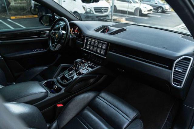 2020 Porsche Cayenne Base