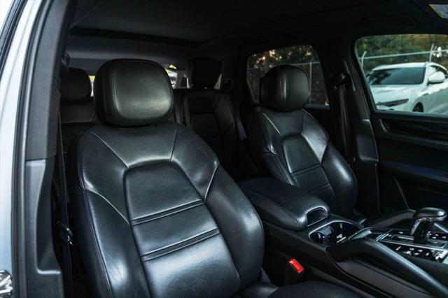 2020 Porsche Cayenne Base