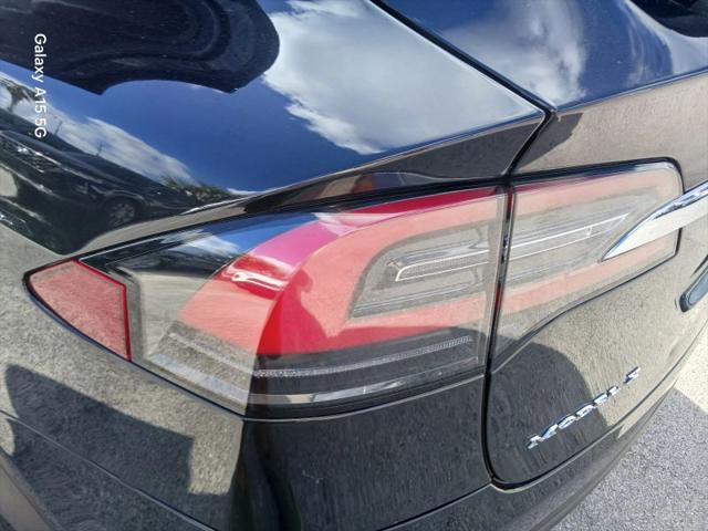 2016 Tesla Model X P90D