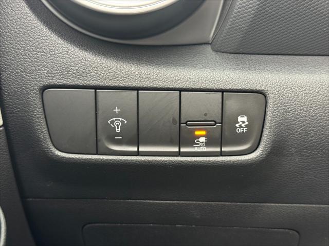 2023 Hyundai Kona EV SE