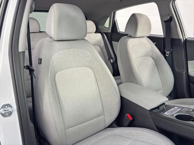 2023 Hyundai Kona EV SE