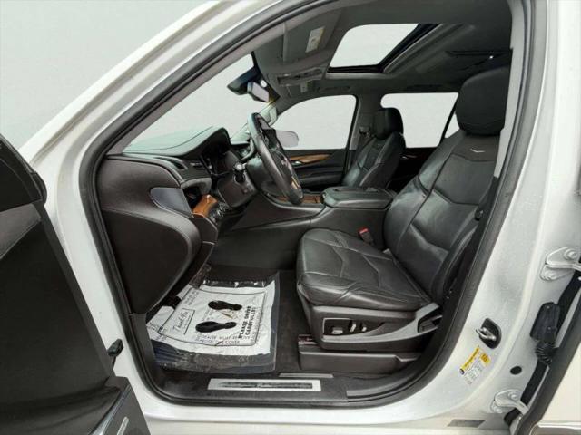 2017 Cadillac Escalade ESV Luxury