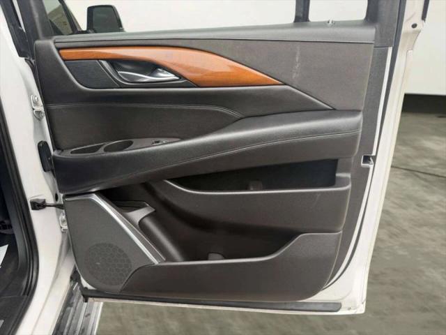2017 Cadillac Escalade ESV Luxury