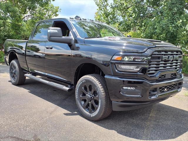 2026 RAM Ram 2500 RAM 2500 BLACK EXPRESS CREW CAB 4X4 64 BOX 2026 RAM Ram 2500 RAM 2500 BLACK EXPRESS CREW CAB 4X4 64 BOX