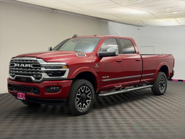 2026 RAM 3500 RAM 3500 LIMITED CREW CAB 4X4 8 BOX