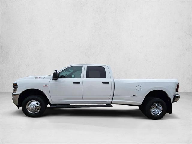 2026 Ram 3500 Tradesman Crew Cab 4x4 8' Box