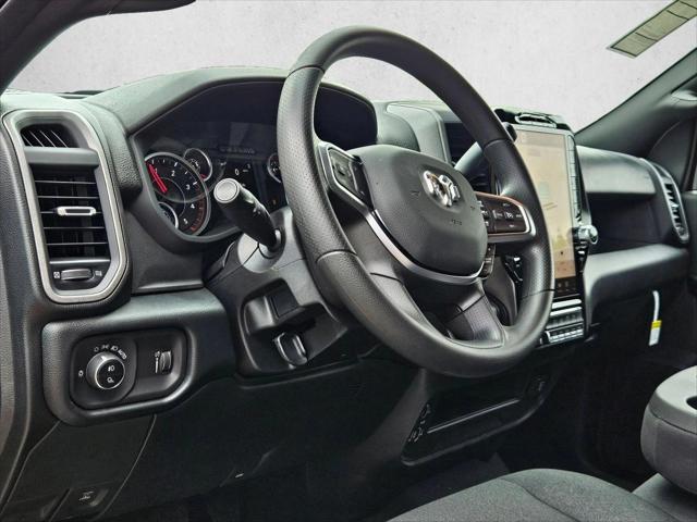 2026 RAM Ram 3500 RAM 3500 TRADESMAN CREW CAB 4X4 8 BOX