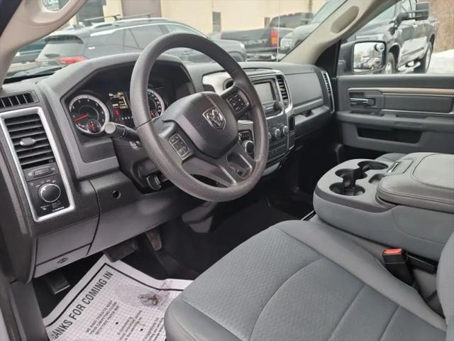 2019 Ram 1500 Classic SLT Crew Cab 4x4 6'4" Box