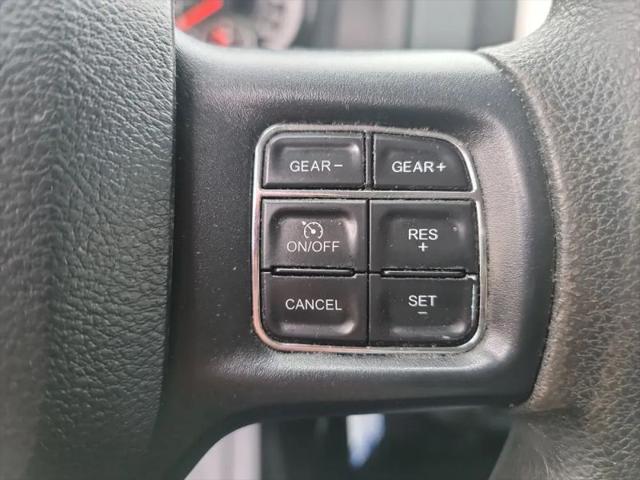 2019 Ram 1500 Classic SLT Crew Cab 4x4 6'4" Box