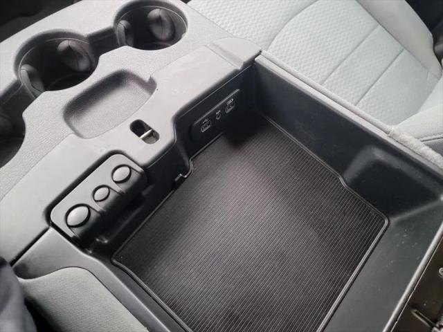 2019 Ram 1500 Classic SLT Crew Cab 4x4 6'4" Box