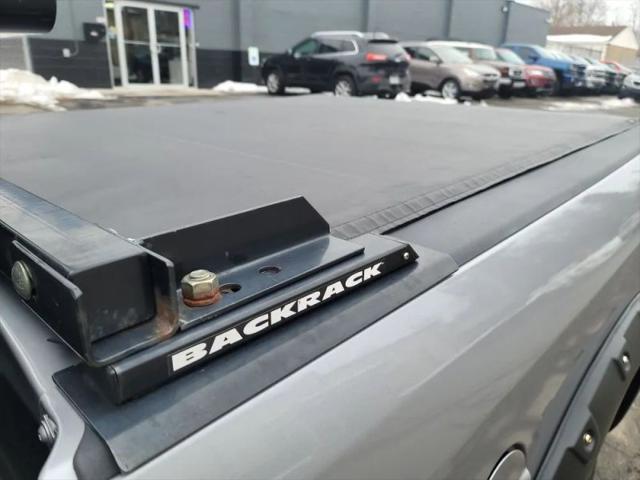 2019 Ram 1500 Classic SLT Crew Cab 4x4 6'4" Box