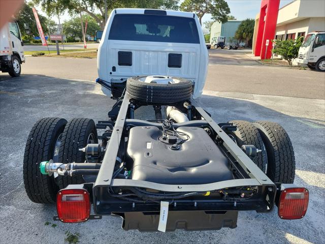 2026 RAM 5500 Chassis RAM 5500 TRADESMAN CHASSIS CREW CAB 4X4 84 CA