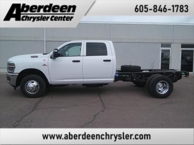 2026 RAM Ram 3500 Chassis Cab RAM 3500 TRADESMAN CREW CAB CHASSIS 4X4 60 CA