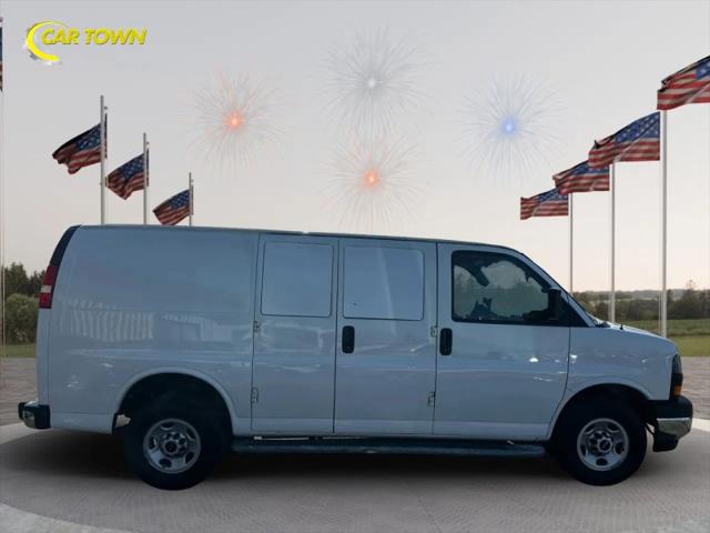 2019 GMC Savana 2500 Work Van