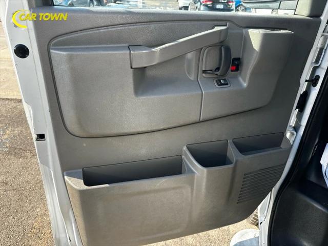 2019 GMC Savana 2500 Work Van