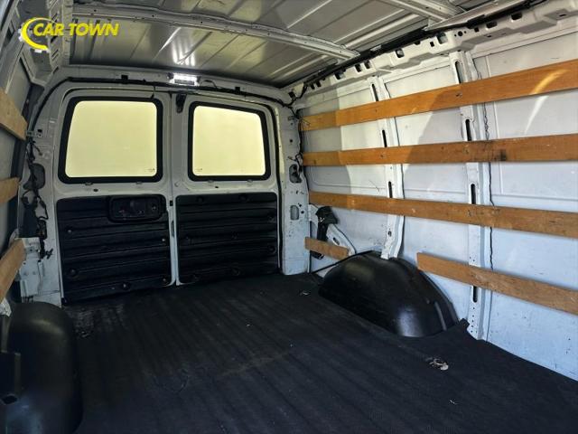 2019 GMC Savana 2500 Work Van
