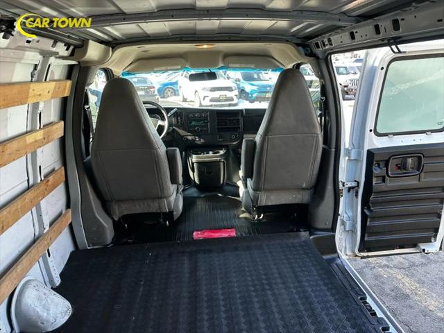 2019 GMC Savana 2500 Work Van