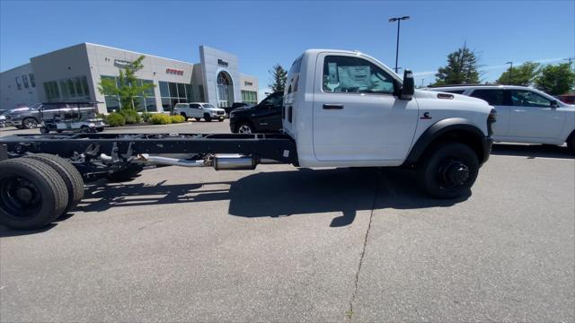 2026 RAM 5500 Chassis RAM 5500 TRADESMAN CHASSIS REGULAR CAB 4X4 120 CA