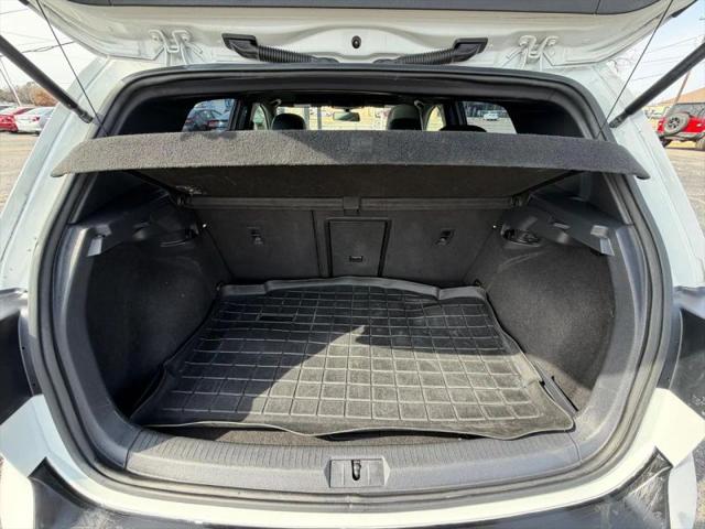 2016 Volkswagen Golf GTI SE w/Performance Package 4-Door