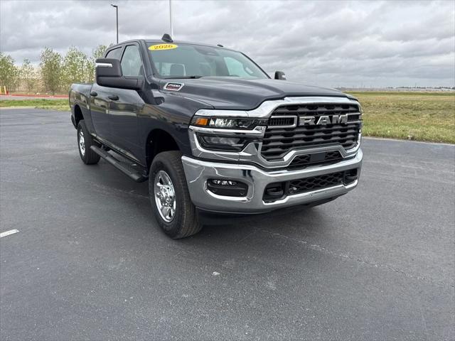 2026 RAM 2500 RAM 2500 TRADESMAN CREW CAB 4X4 64 BOX