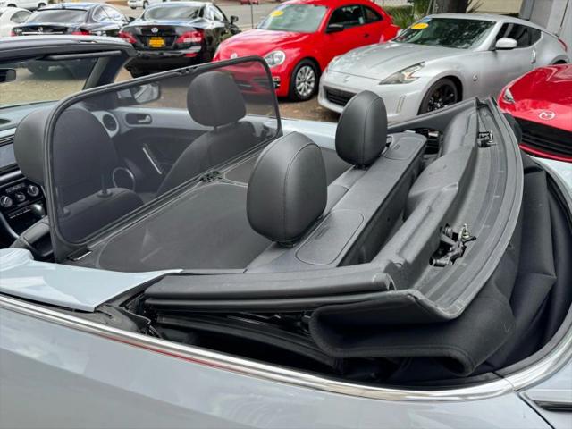 2018 Volkswagen Beetle 2.0T S