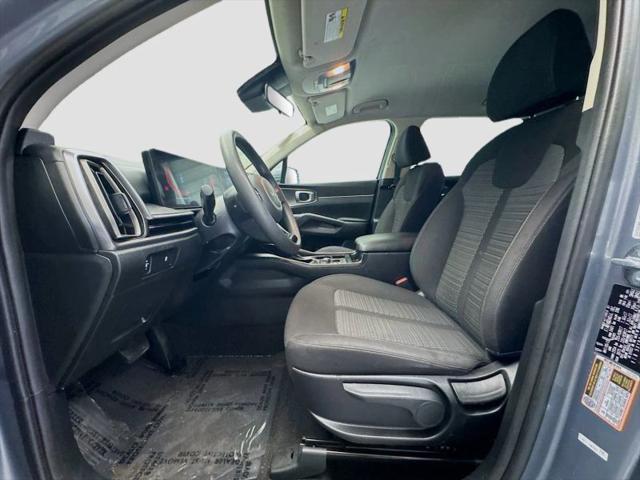 2025 Kia Sorento LX