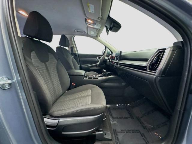 2025 Kia Sorento LX