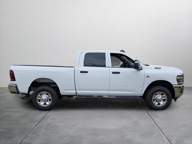 2026 Ram 2500 Tradesman Crew Cab 4x4 64 Box