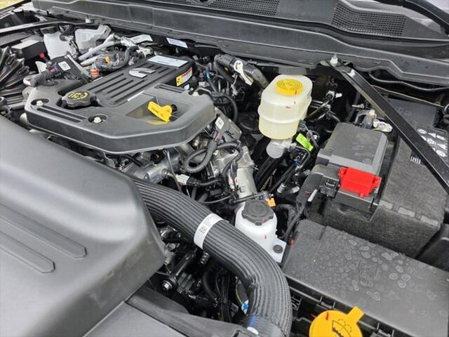 2026 Ram 2500 Tradesman Crew Cab 4x4 64 Box
