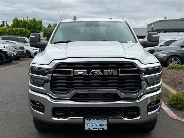 2026 RAM Ram 3500 RAM 3500 TRADESMAN CREW CAB 4X4 8 BOX