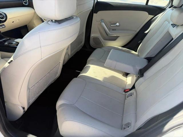 2019 Mercedes-Benz A 220 A 220