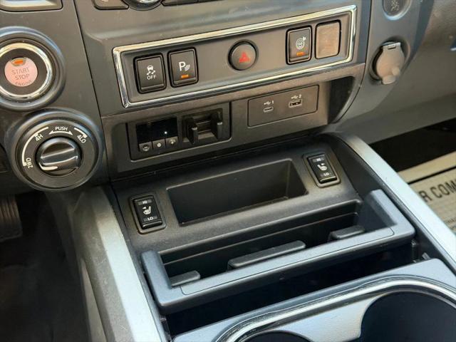 2022 Nissan Titan Crew Cab SV 4x4