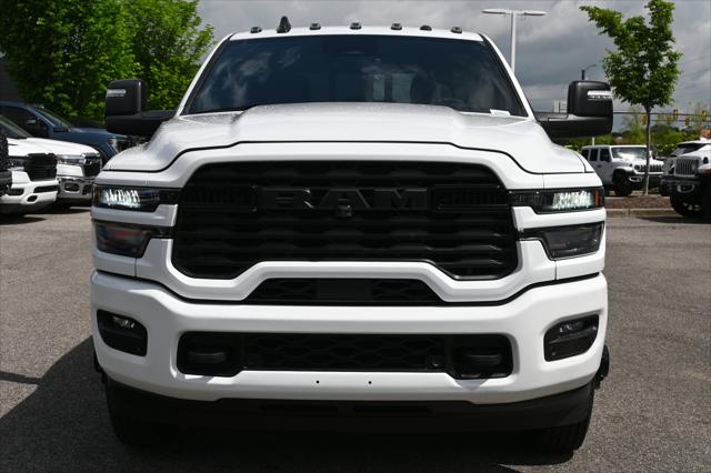 2026 Ram 3500 Big Horn Crew Cab 4x4 8' Box