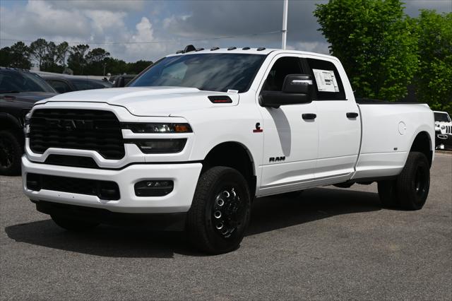 2026 Ram 3500 Big Horn Crew Cab 4x4 8' Box