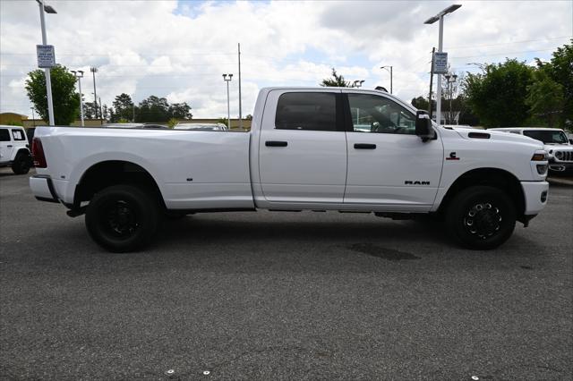 2026 Ram 3500 Big Horn Crew Cab 4x4 8' Box