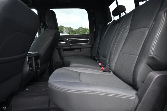 2026 Ram 3500 Big Horn Crew Cab 4x4 8' Box
