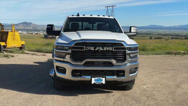 2026 RAM 3500 Chassis RAM 3500 TRADESMAN CREW CAB CHASSIS 4X4 60 CA