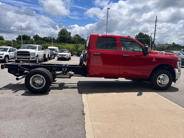 2026 RAM 3500 Chassis RAM 3500 TRADESMAN CREW CAB CHASSIS 4X4 60 CA